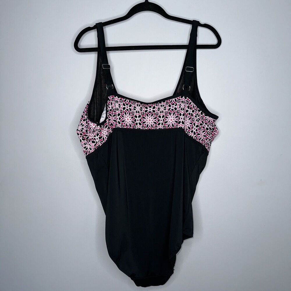 Swim 365 Women’s Geometric Print One Piece Swimsuit Black Soft Cups Size 24W - Picture 4 of 5